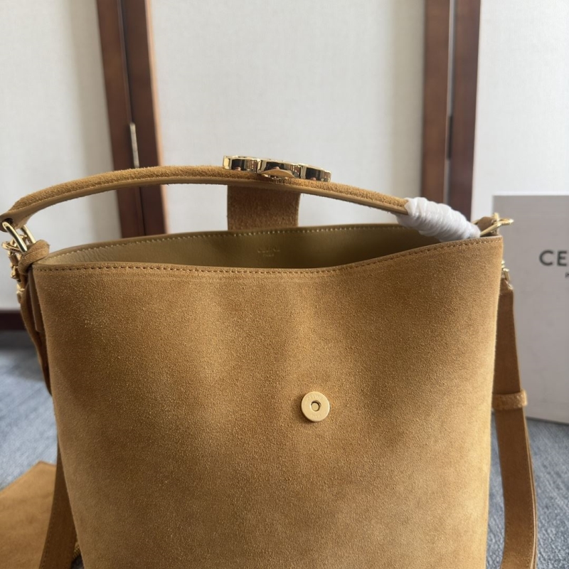 Ce1i*e bucket bags